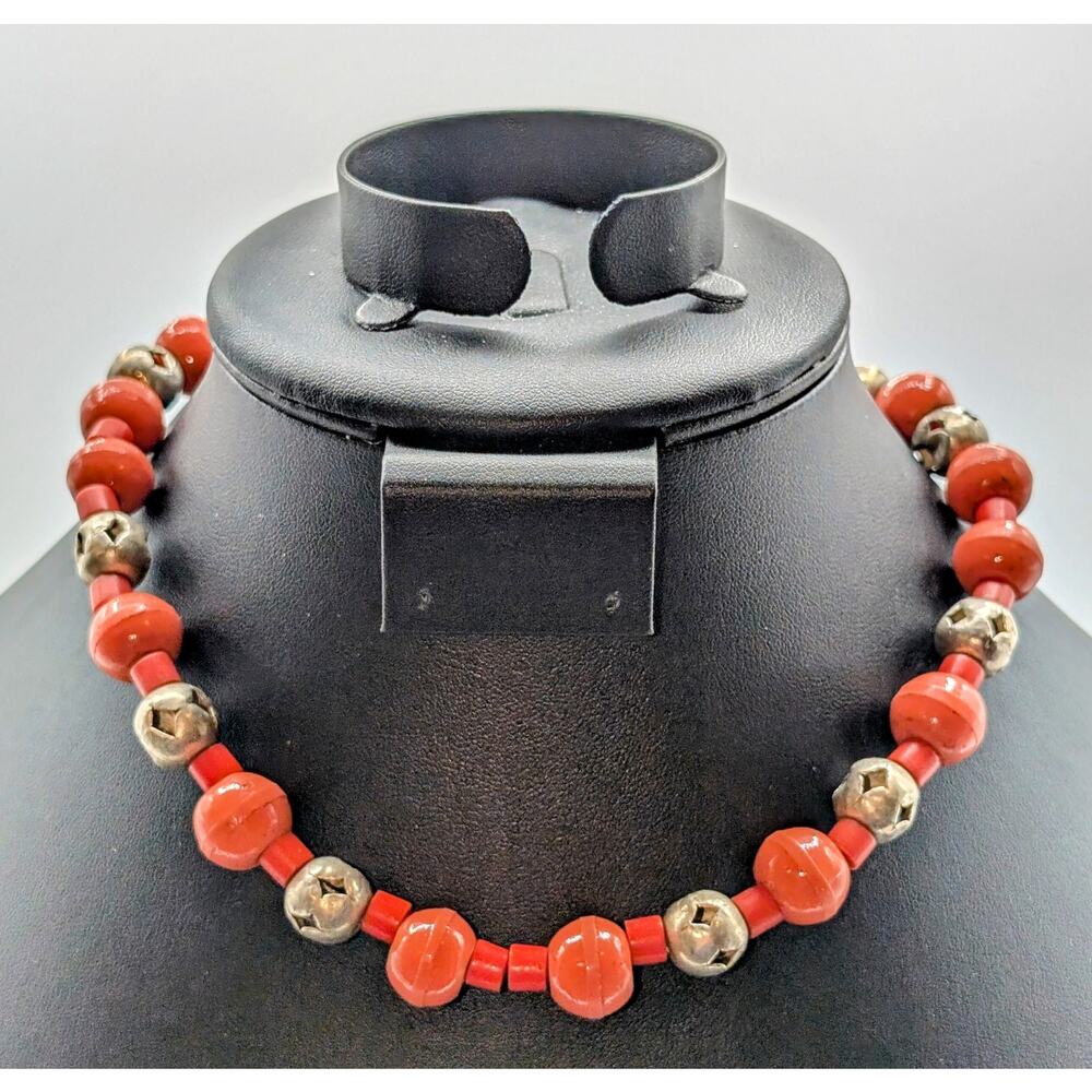 VTG Celluloid Salmon Pink Silver Tone Cut Out Bead Toggle Clasp Choker Necklace